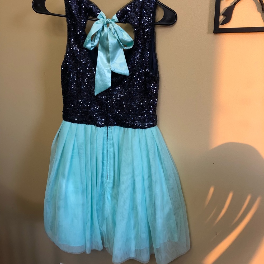 Homecoming dress - Picture 2 of 7